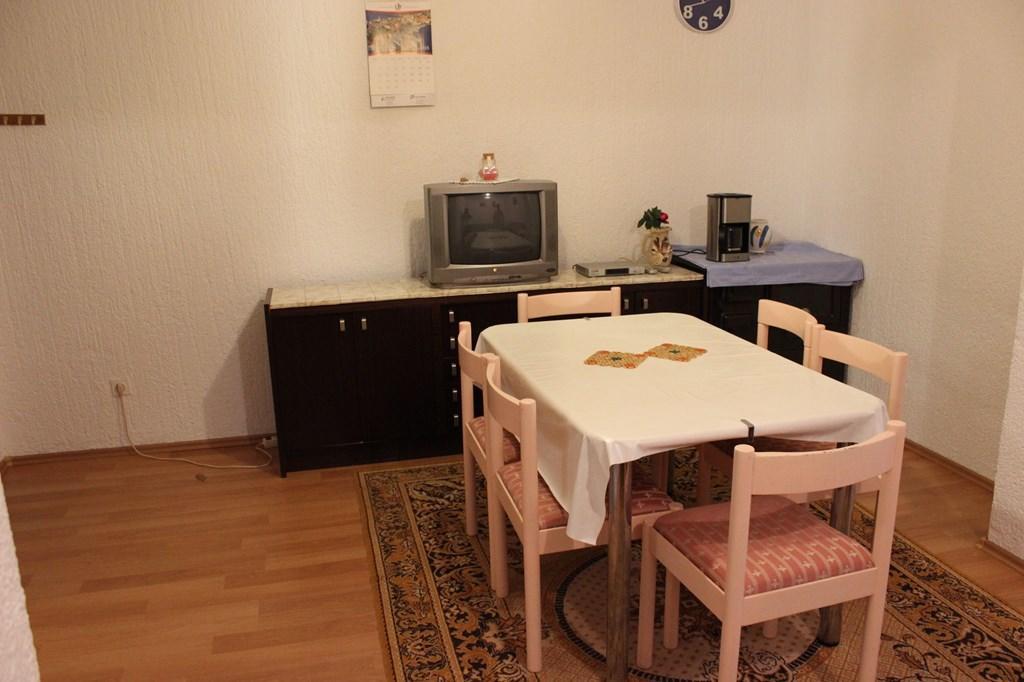 Pet Friendly Apartment In Porec With Wifi Номер фото